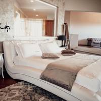 Deluxe Suite with Sea View