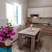Apartment with Garden View