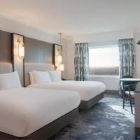 Deluxe Double Queen Room