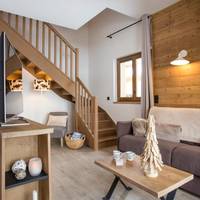 Four-Bedroom Apartment with Spa Access