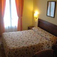 Двухместный с 1 кроватью или 2 отдельными кроватями