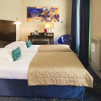Трехместный