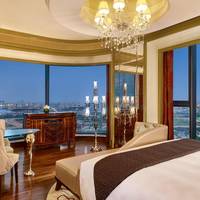 Grand Deluxe King Room