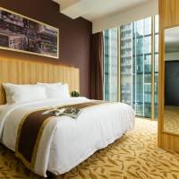 Business King Room River and City view with Free Minibar