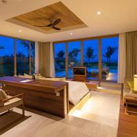 Three-Bedroom Villa - Beach Front