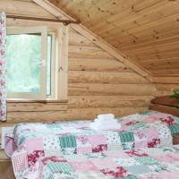 Quadruple Room with Shared Bathroom