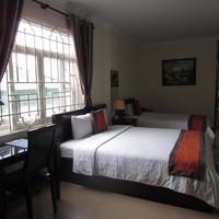 Family Room (2 Adults + 2 Children)