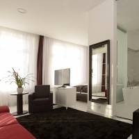 Junior Suite with Garden View