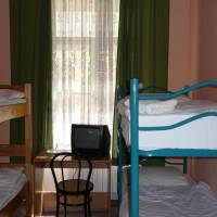 Quintuple Room