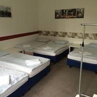Sixtuple Room with Shared Bathroom