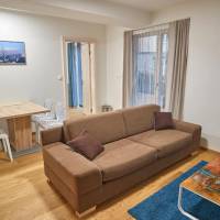 One-Bedroom Apartment M