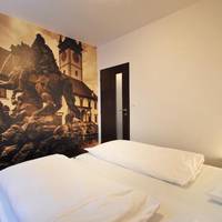 One-Bedroom Apartment (3 Adults)