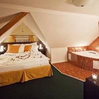 Deluxe Double Room with Whirlpool
