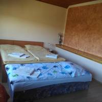 Comfort Triple Room with Bath #6