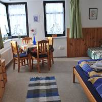 Apartment (4 Adults)