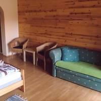 Family Room (2 Adults + 2 Children)