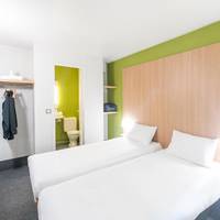 Twin Room - Non-Smoking