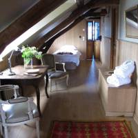 Attic Charming Suite 