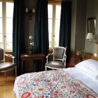 Comfort Room - Old City View