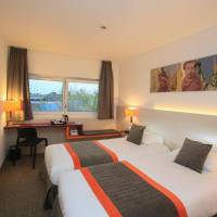 Twin Room - Non-Smoking