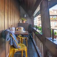 Apartment with Balcony