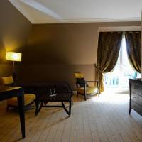 Junior Suite with Spa Access