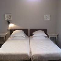 Studio with Twin Beds (2 Adults)