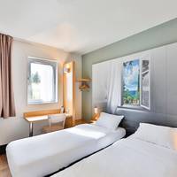 Twin Room - Non-Smoking