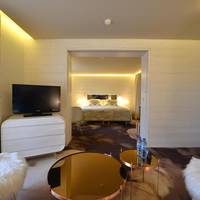 Suite - Village View
