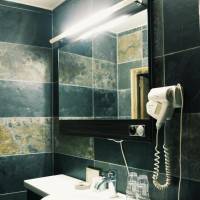 Apartment with Shower