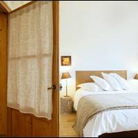 Suite with Shower With Garden and Park View