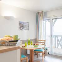 Standard Studio with Garden View (4 People)