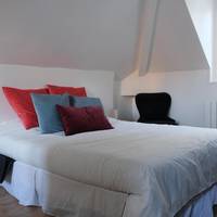 No7 Attic Studio Apartment - Top Floor