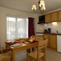 Studio (2 Adults)
