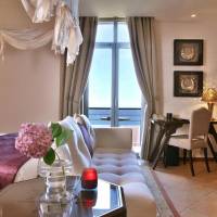 Deluxe Room with Sea View