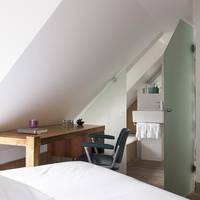 Standard Double Room with Bath - 8