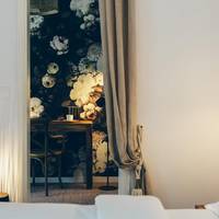 Junior Suite with Garden View