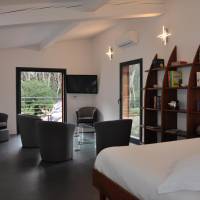 Deluxe Family Suite
