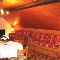 Studio (4 Adults)
