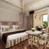 Poolside Deluxe Room 