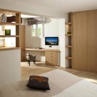 Deluxe Triple Room with Street View