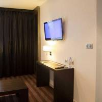 One-Bedroom Queen Suite