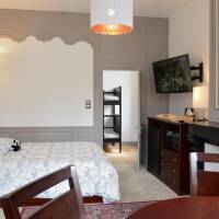 Deluxe Family Suite