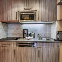 Standard One-Bedroom Apartment (4 People)