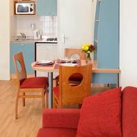 Studio (2 Adults)