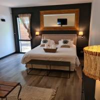 Suite King size bed with Private Whirlpool and Sauna