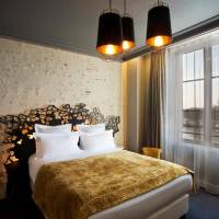 Double Room Signature