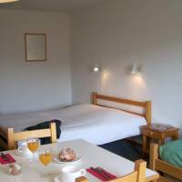 Studio (2 Adults)