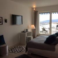 King Room with Mountain View
