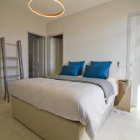 Queen Suite with Sofa Bed